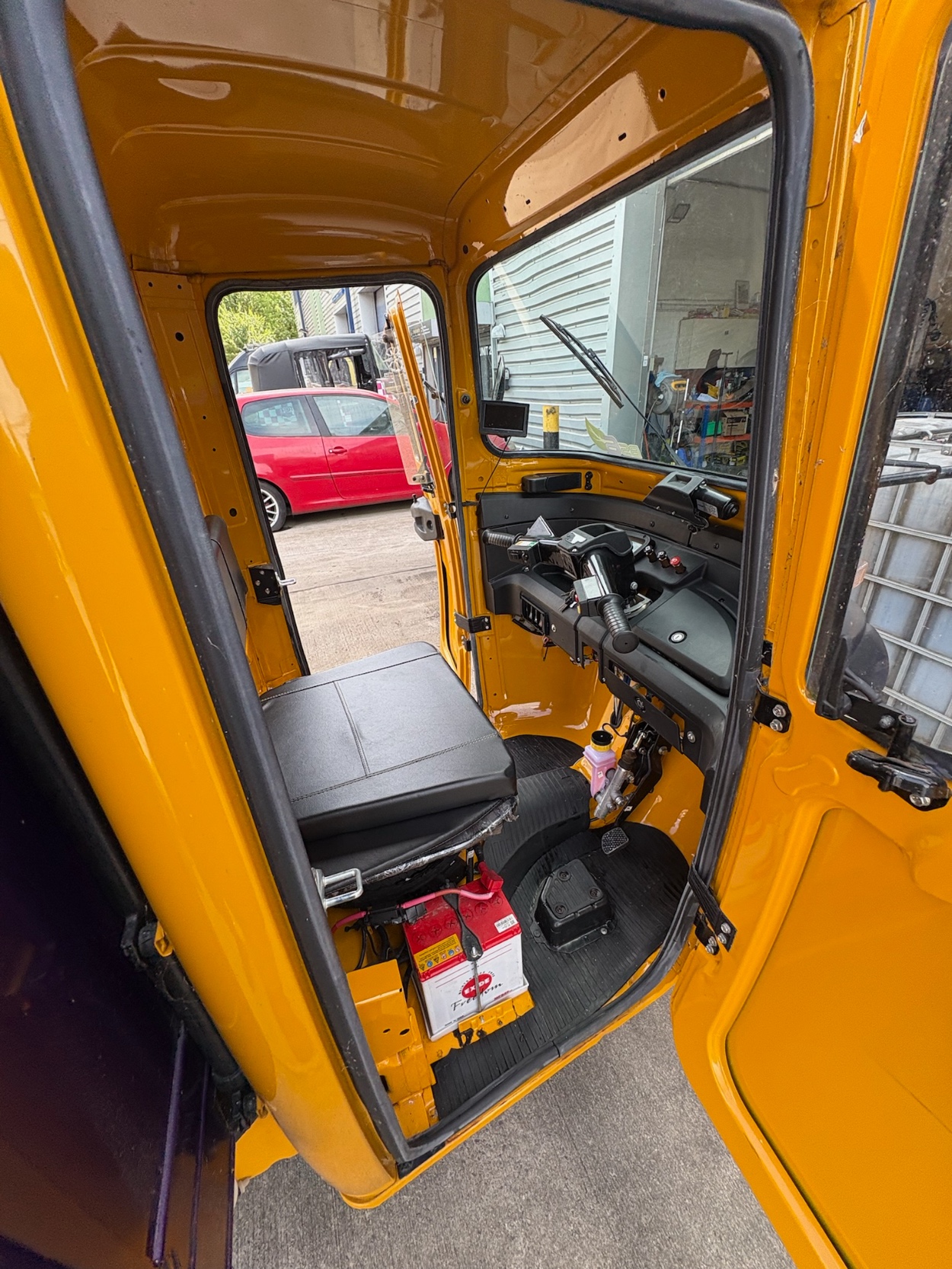 Diesel tuk tuk for sale — photo 13