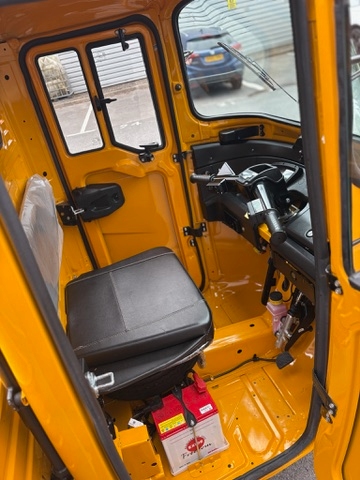Second hand tuk tuk for sale — photo 6